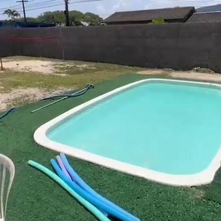 200M Da Praia, Piscina Итаньяэн Экстерьер фото